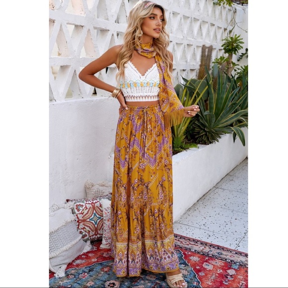 Dresses & Skirts - Orange Boho Print Ruffled Maxi Skirt